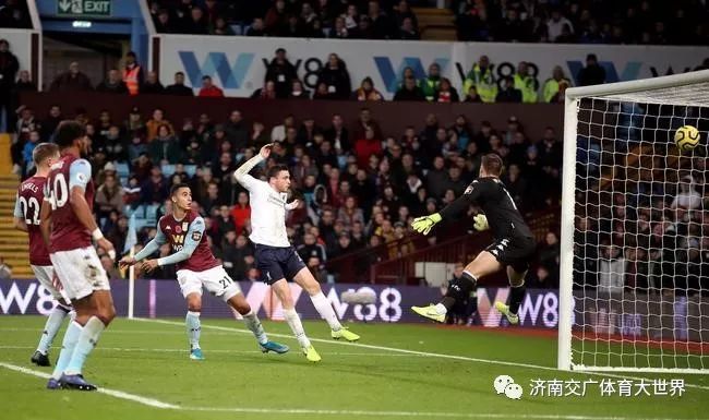  维拉公园球场见证奇迹，阿斯顿维拉绝杀狼队